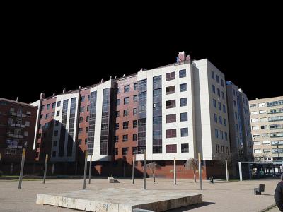 128  viviendas locales comerciales y plazas de Garaje. en calle de Cardenal Cisneros de Palencia